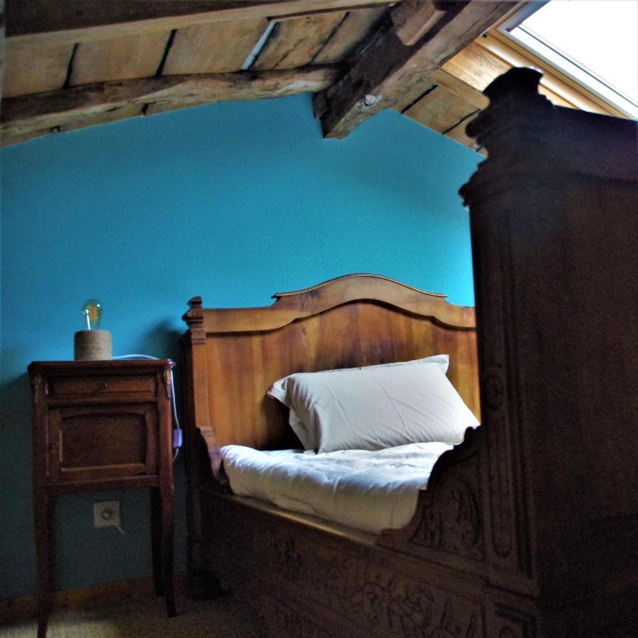 Le Vieux Pont Bed and Breakfast Saint-Julien  Eksteriør billede